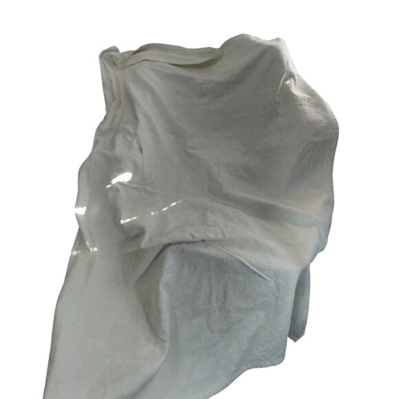 CRATE & BARREL! 100% COTTON CREAM ON CREAM ABSTRACT FLORAL TEXTURE TABLECLOTH! - Picture 4 of 12